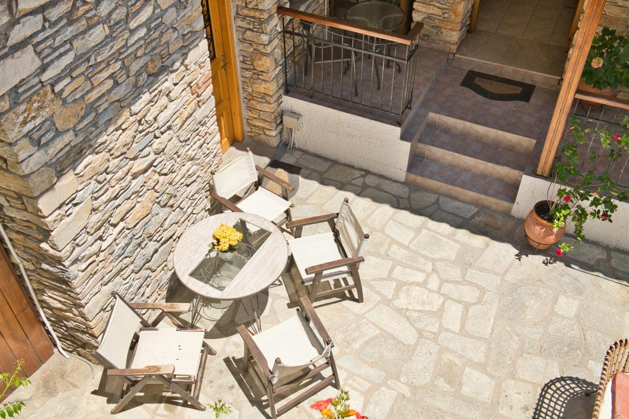 Naftilos Guest House Kala Nera Ngoại thất bức ảnh