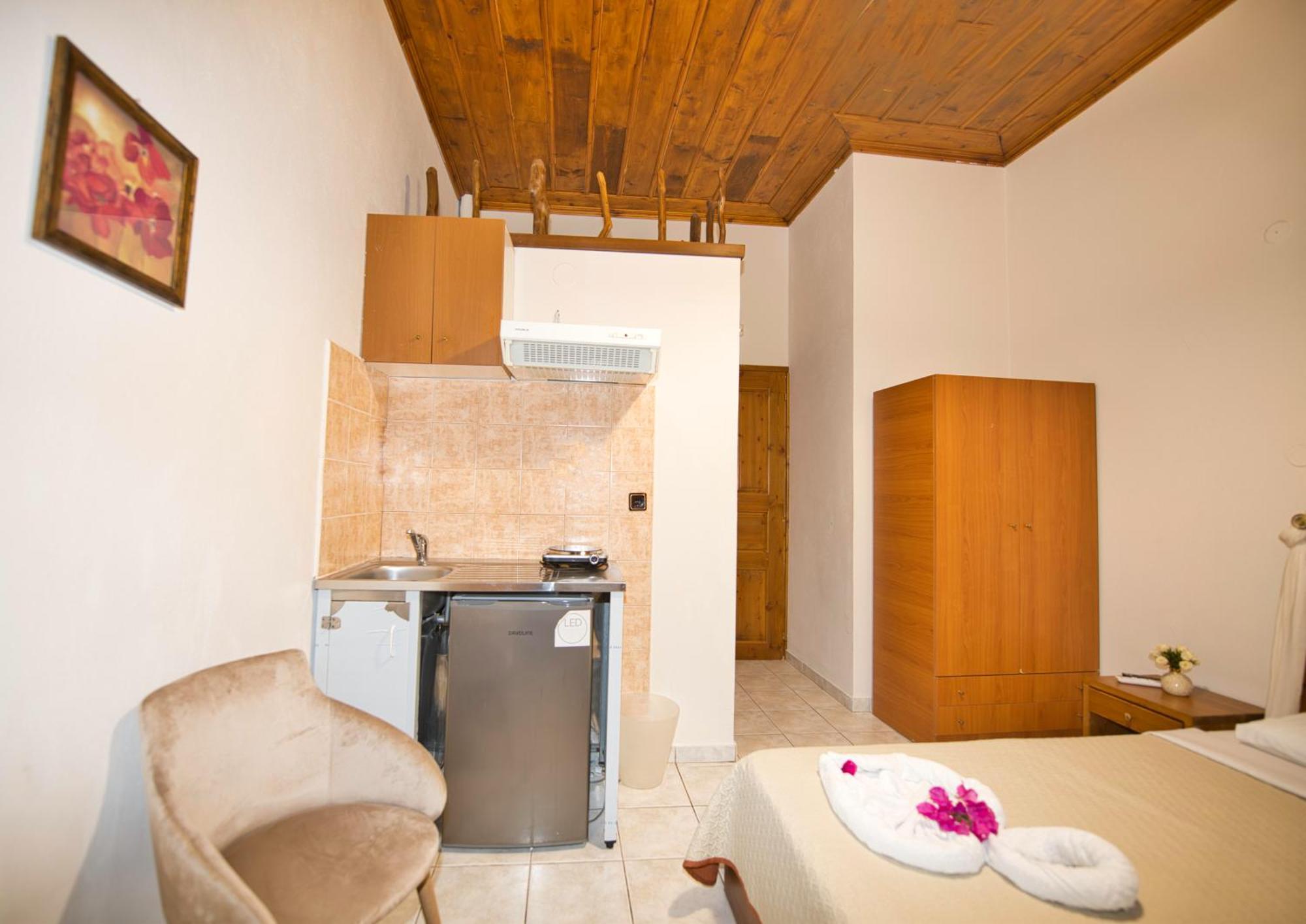 Naftilos Guest House Kala Nera Ngoại thất bức ảnh