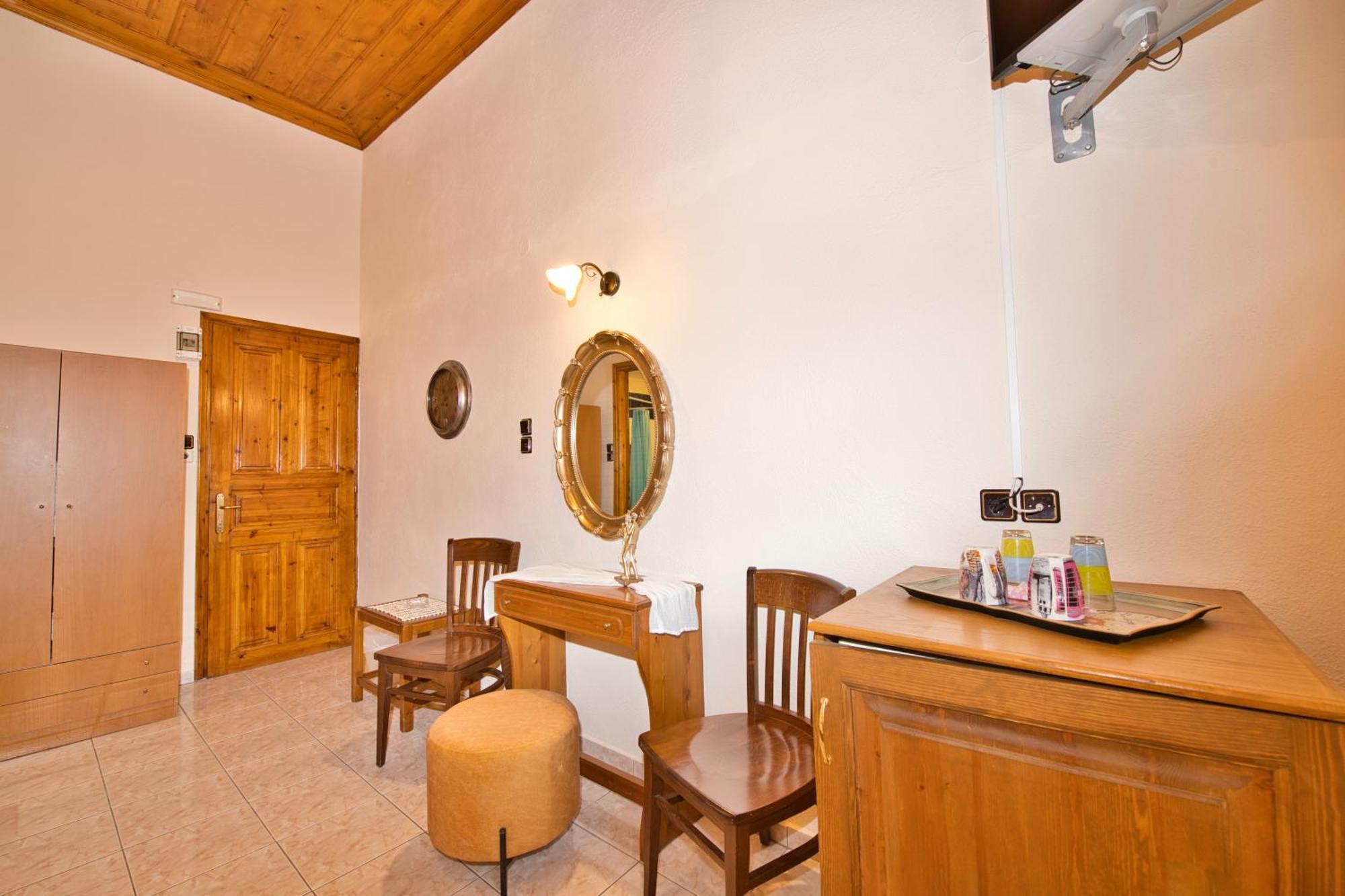 Naftilos Guest House Kala Nera Ngoại thất bức ảnh