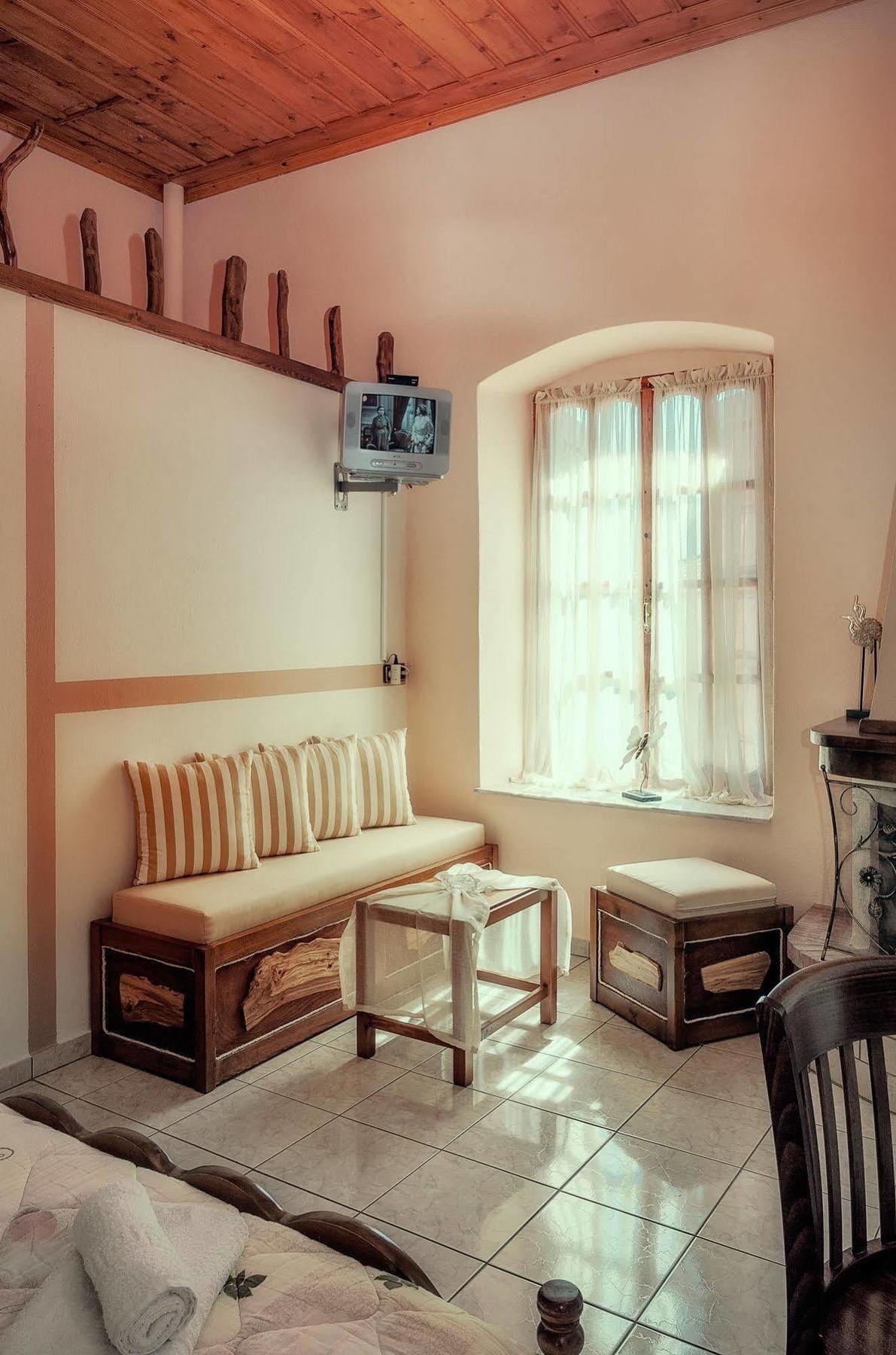 Naftilos Guest House Kala Nera Ngoại thất bức ảnh